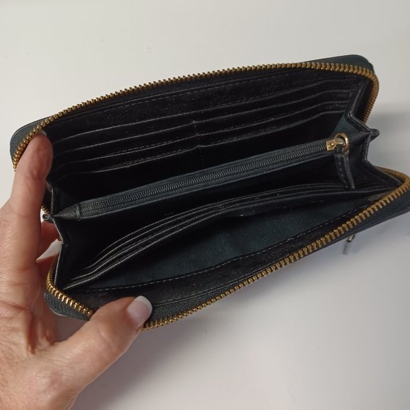 Fossil Leaf Print Wallet - Picture 7 of 15